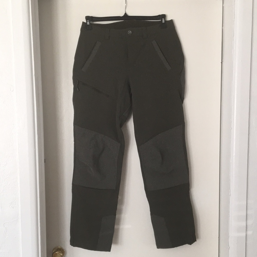 Duluth dry-wicking outdoor olive green pants